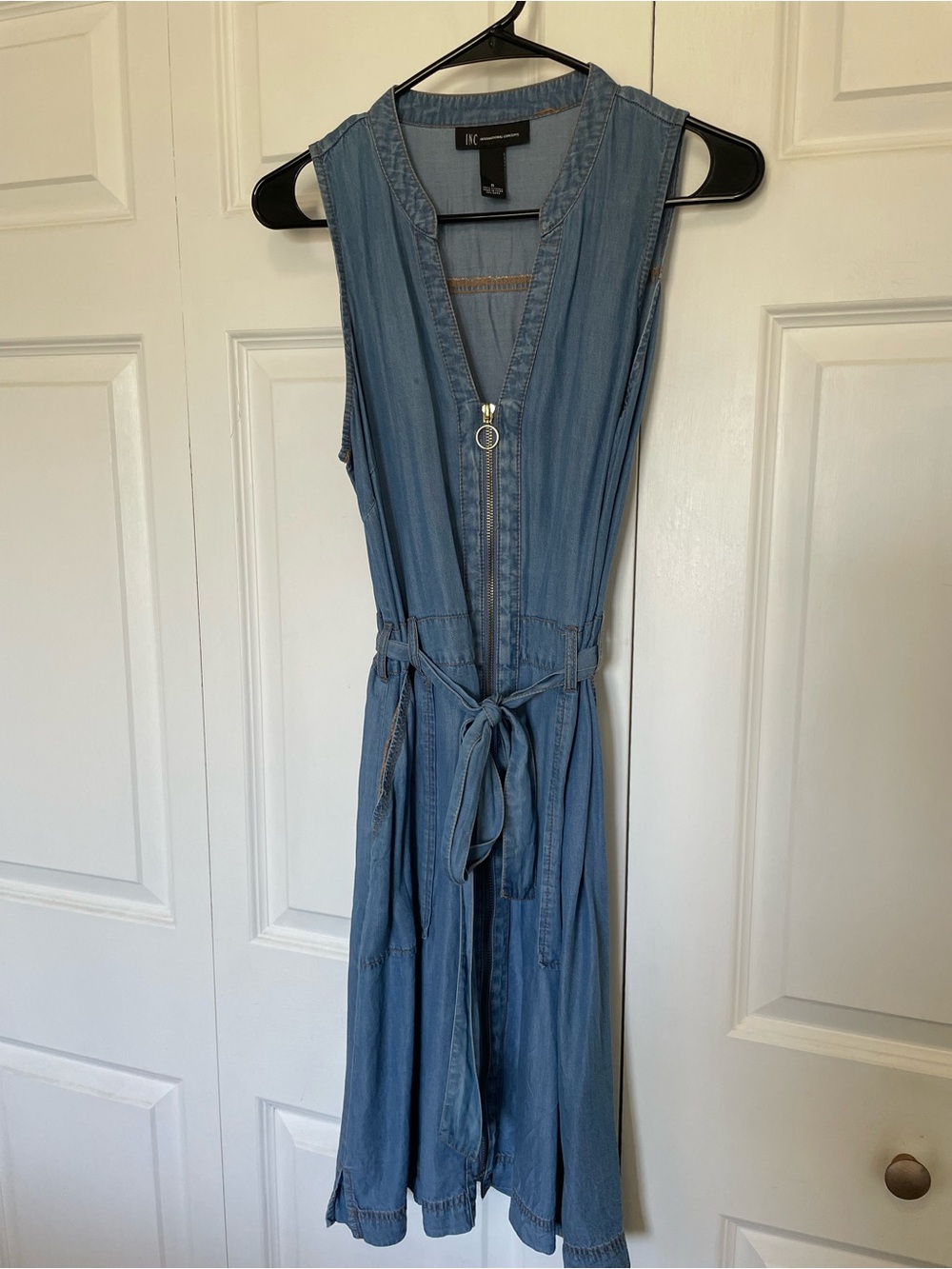 INC International Concepts Sleeveless Zip-Front Chambray Dress in Light Blue